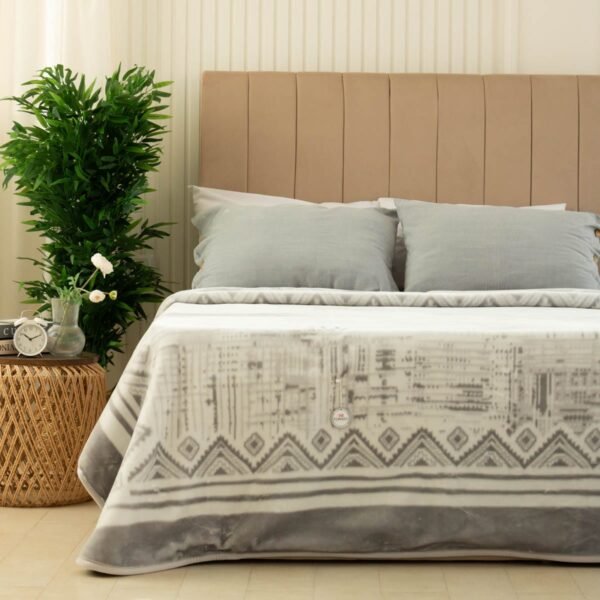 بطانية كلاود